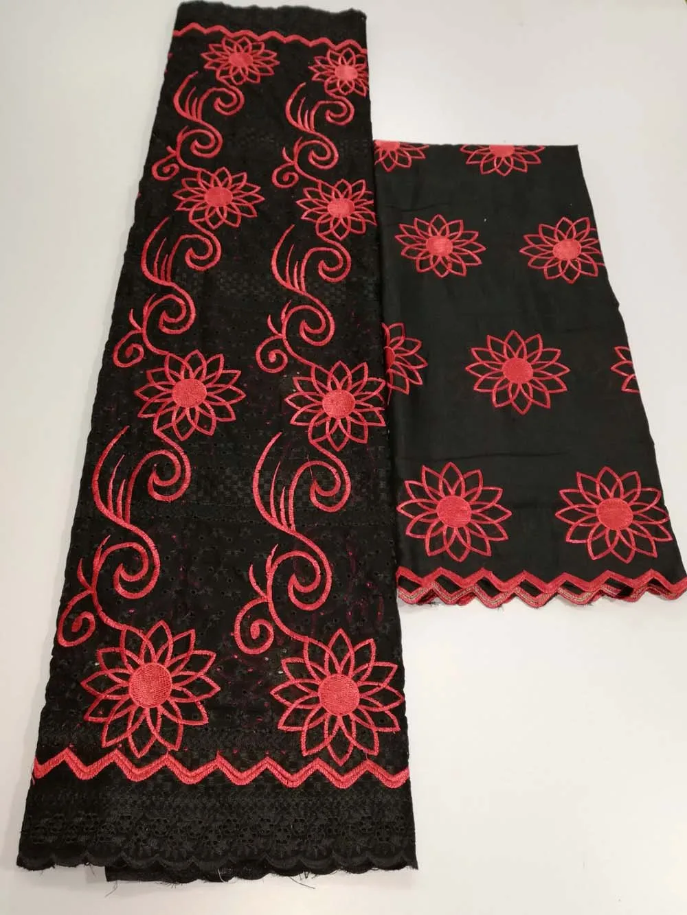 Nigerian Lace Fabrics 2019 African Swiss Voile Lace High Quality Swiss Voile Lace In Switzerland For Bridal Dress Sewing
Nigerian Lace Fabrics 2019 African Swiss Voile Lace High Quality Swiss Voile Lace In Switzerland For Bridal Dress Sewing