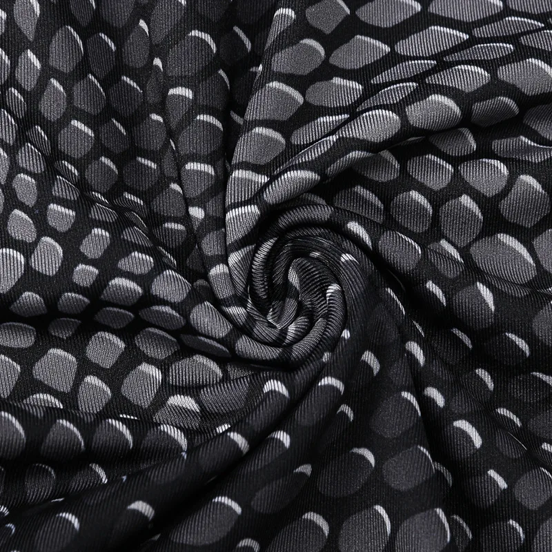 4634234012_143037297