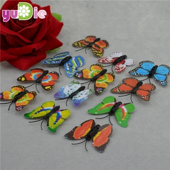10PCS / lot 3.5 cm small artificial colored plastic butterfly on supplies festive wedding car decorated artificial butterfly 
10PCS / lot 3.5 cm small artificial colored plastic butterfly on supplies festive wedding car decorated artificial butterfly