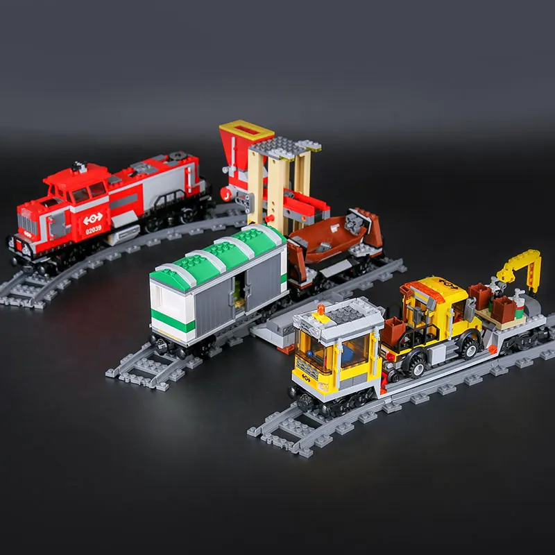 02039 City Red Cargo Train Building Brick Blocks RC Train Model educational Toys for children Gifts Compatible with 3677
02039 City Red Cargo Train Building Brick Blocks RC Train Model educational Toys for children Gifts Compatible with 3677