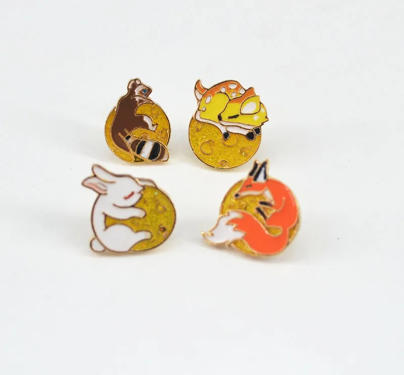 Free Shipping Fashion Cute Fox Rabbit Deer Enamel Brooch Pin For Women Badge jewelry
Free Shipping Fashion Cute Fox Rabbit Deer Enamel Brooch Pin For Women Badge jewelry