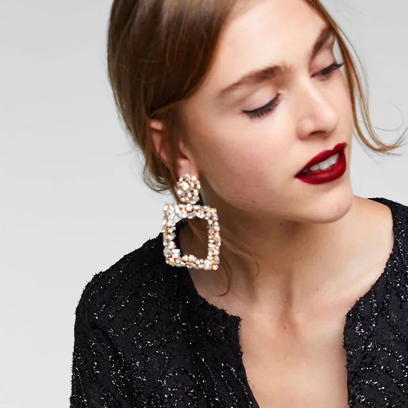 Dvacaman ZA Long Rectangle Crystal Drop Earrings Women Indian Bridal Dangle Earrings Wedding Statement Jewelry Christmas Gifts
Dvacaman ZA Long Rectangle Crystal Drop Earrings Women Indian Bridal Dangle Earrings Wedding Statement Jewelry Christmas Gifts
