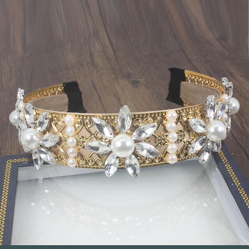 Fashion Baroque Wild luxury Ball Personality Headband Pearl Flower Geometric Headband Dance Party Retro Court For Women
Fashion Baroque Wild luxury Ball Personality Headband Pearl Flower Geometric Headband Dance Party Retro Court For Women
