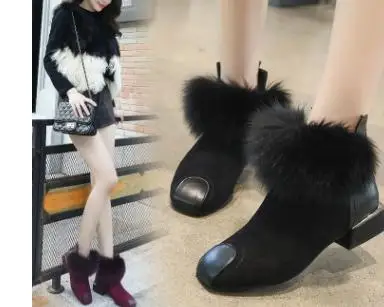 2018 new British and European style fashion plus velvet warm square head fur boots women's wild bare boots.
2018 new British and European style fashion plus velvet warm square head fur boots women's wild bare boots.