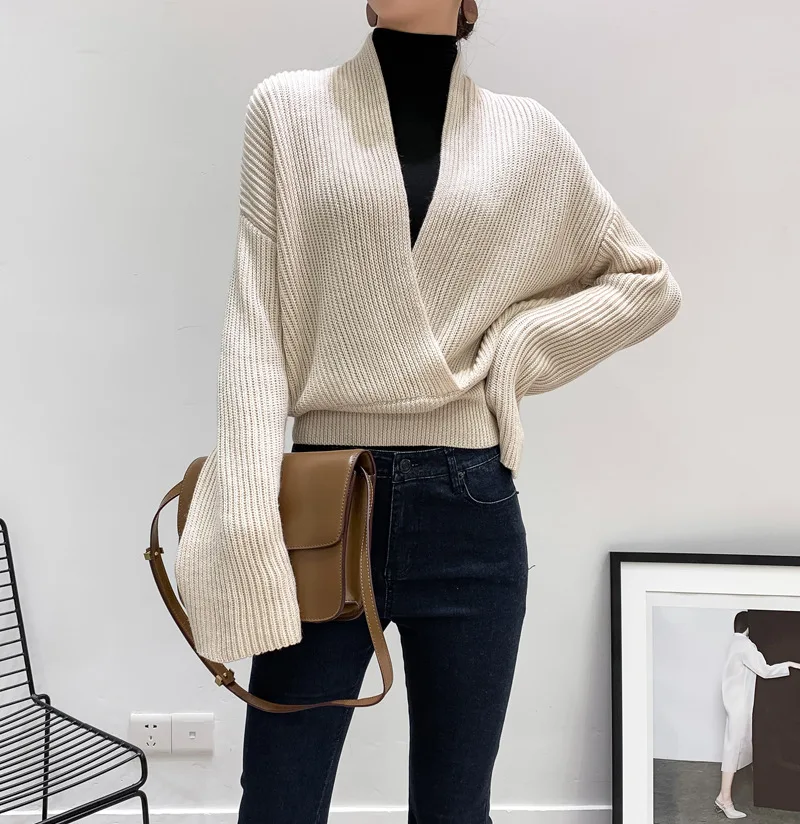 2019 New Autumn Winter Knitting Casual Long Sleeve Solid Colors Sweater Loose Female Sweaters Fashion Women Clothing
2019 New Autumn Winter Knitting Casual Long Sleeve Solid Colors Sweater Loose Female Sweaters Fashion Women Clothing