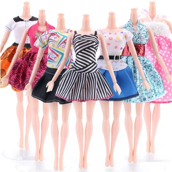 5Pcs/lot Clothes for Dolls Accessories Skirts Clothes DIY Mixed Party Dress Accessories for Dolls Toys for Girls Gift
5Pcs/lot Clothes for Dolls Accessories Skirts Clothes DIY Mixed Party Dress Accessories for Dolls Toys for Girls Gift