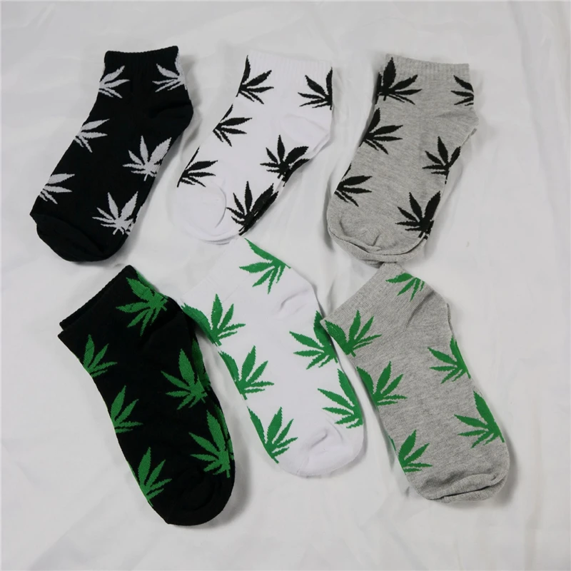 Women's socks cotton Harajuku skateboard hip hop maple leaf socks ladies street boat socks ladies
Women's socks cotton Harajuku skateboard hip hop maple leaf socks ladies street boat socks ladies
