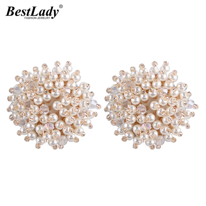 Best lady Charm Full Simulated Pearl Beads Statement Stud Earrings Vintage New Wonder Wedding Jewelry Stud Earrings for Women
Best lady Charm Full Simulated Pearl Beads Statement Stud Earrings Vintage New Wonder Wedding Jewelry Stud Earrings for Women