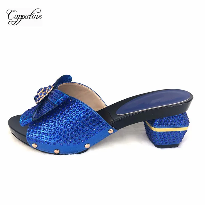 High class royal blue African wedding/party high heel pump shoes with rhinestones 1072-1 , heel height 7.5cm
High class royal blue African wedding/party high heel pump shoes with rhinestones 1072-1 , heel height 7.5cm