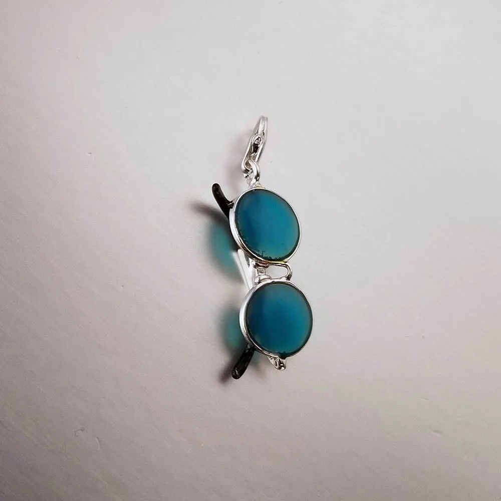 Fashion 925 Silver Color Blue Sunglasses Diy Pendant Charms Fit Bracelets & Necklaces Bag For Women Drop Shipping TCH0208
Fashion 925 Silver Color Blue Sunglasses Diy Pendant Charms Fit Bracelets & Necklaces Bag For Women Drop Shipping TCH0208