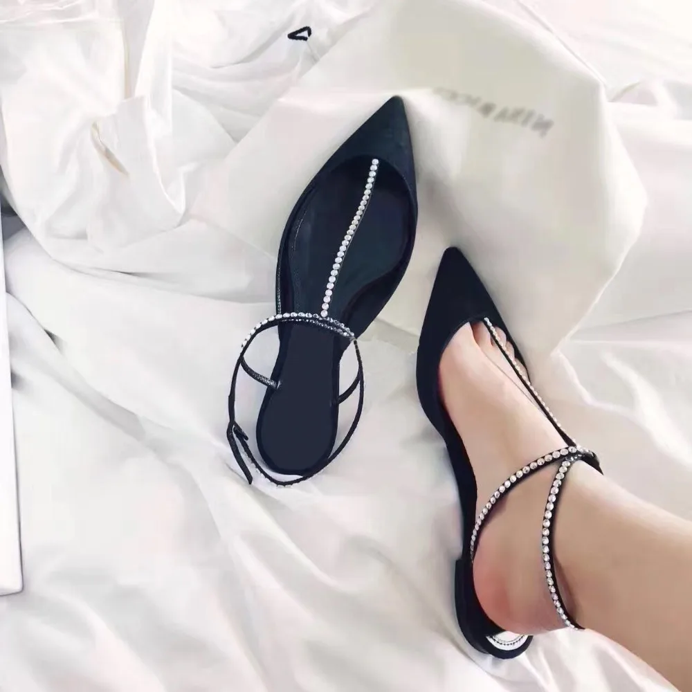 Crystal T-strap sandals women sexy slingbacks elegant flats/thin high heels mules suede pointy sandalias mujer 2019 design shoes
Crystal T-strap sandals women sexy slingbacks elegant flats/thin high heels mules suede pointy sandalias mujer 2019 design shoes