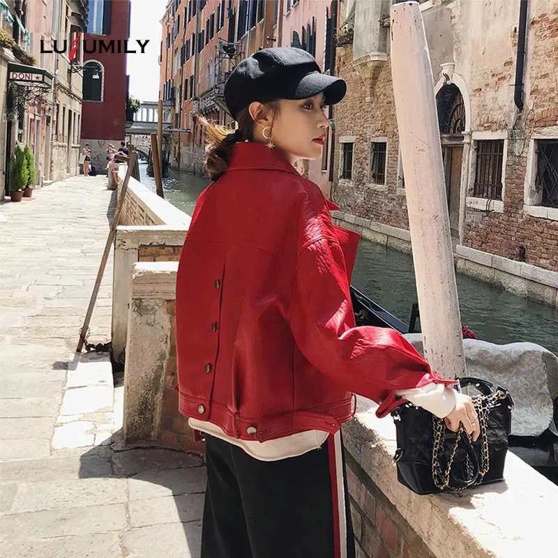 Lusumily 2019 New Fashion Spring Autumn Faux Leather Jacket Women Loose Turndown Collar Single Breasted Motorcycle Leather Coats
Lusumily 2019 New Fashion Spring Autumn Faux Leather Jacket Women Loose Turndown Collar Single Breasted Motorcycle Leather Coats
