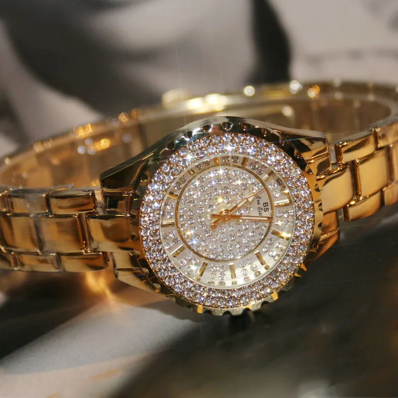 Женские кварцевые часы с цветочным циферблатом золотистые наручные