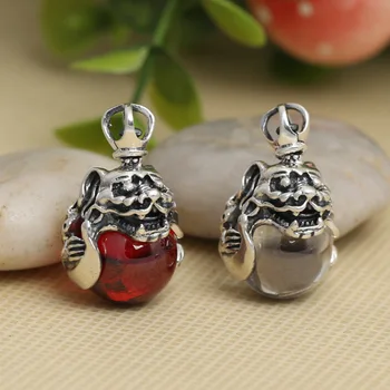 S925 Sterling Silver Autumn Winter Fashion Sweater Chain Retro Thai Silver White Crystal Ball Pendant Female Models
S925 Sterling Silver Autumn Winter Fashion Sweater Chain Retro Thai Silver White Crystal Ball Pendant Female Models