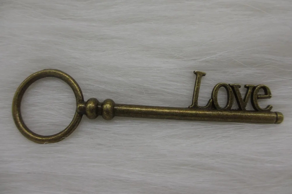 50pcs/lot Fashion Craft Accessories DIY LOVE Skeleton Key Charms Antique Bronze Plated Pendant Jewelry Findings
50pcs/lot Fashion Craft Accessories DIY LOVE Skeleton Key Charms Antique Bronze Plated Pendant Jewelry Findings