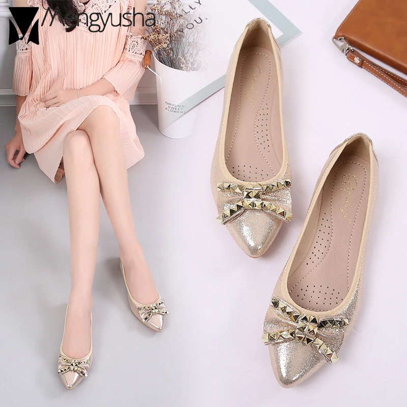 Bling Bling women's shoes rivets studs bow driving moccasins woman pointed ballerines slip on flats plus size espadrilles shoes
Bling Bling women's shoes rivets studs bow driving moccasins woman pointed ballerines slip on flats plus size espadrilles shoes