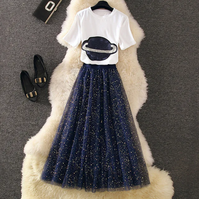 Amolapha Women Sequins T-shirt Shinner Mesh Skirts 2PCS Sets Woman Fashion Tees Sparkling Femine Skirt Suits
Amolapha Women Sequins T-shirt Shinner Mesh Skirts 2PCS Sets Woman Fashion Tees Sparkling Femine Skirt Suits
