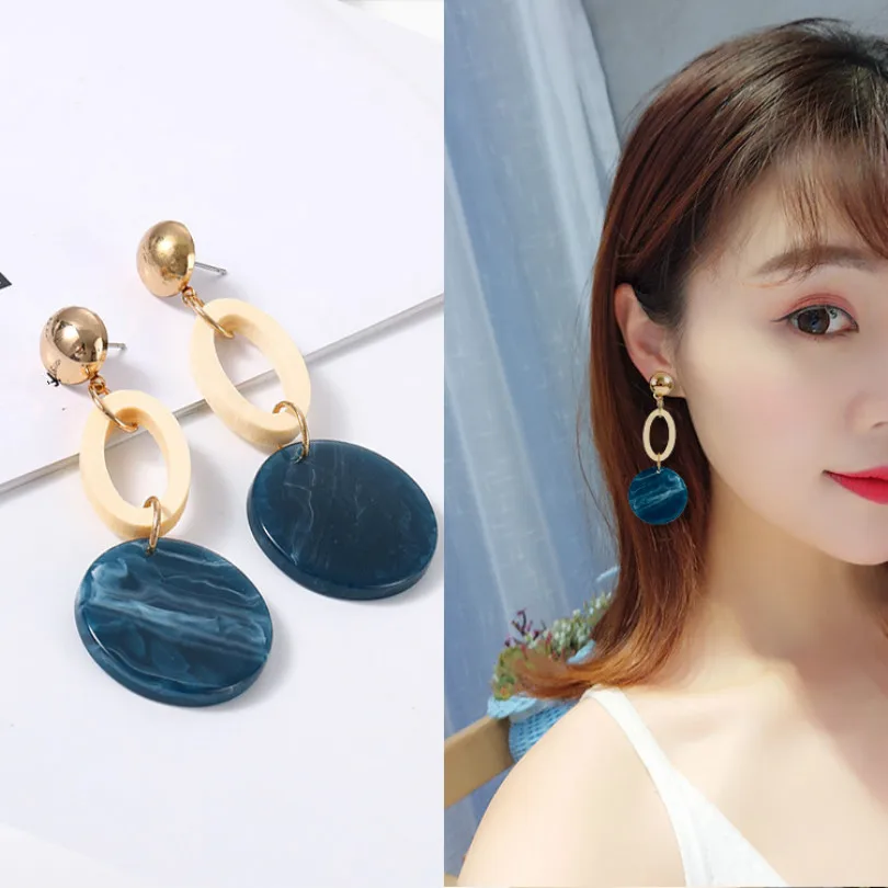 Korean Fashion Jewelry Retro Cold Style Luxury Statement Earrings Acrylic Geometric Circle Earrings Female Elegant Long Earrings
Korean Fashion Jewelry Retro Cold Style Luxury Statement Earrings Acrylic Geometric Circle Earrings Female Elegant Long Earrings