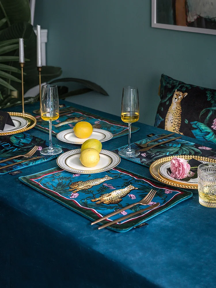 Plant Decor Table Mats Cotton Linen Table Napkin Double Layer Totem Pattern Decorative Placemats Rectangular Anti-scalding Pad
Plant Decor Table Mats Cotton Linen Table Napkin Double Layer Totem Pattern Decorative Placemats Rectangular Anti-scalding Pad