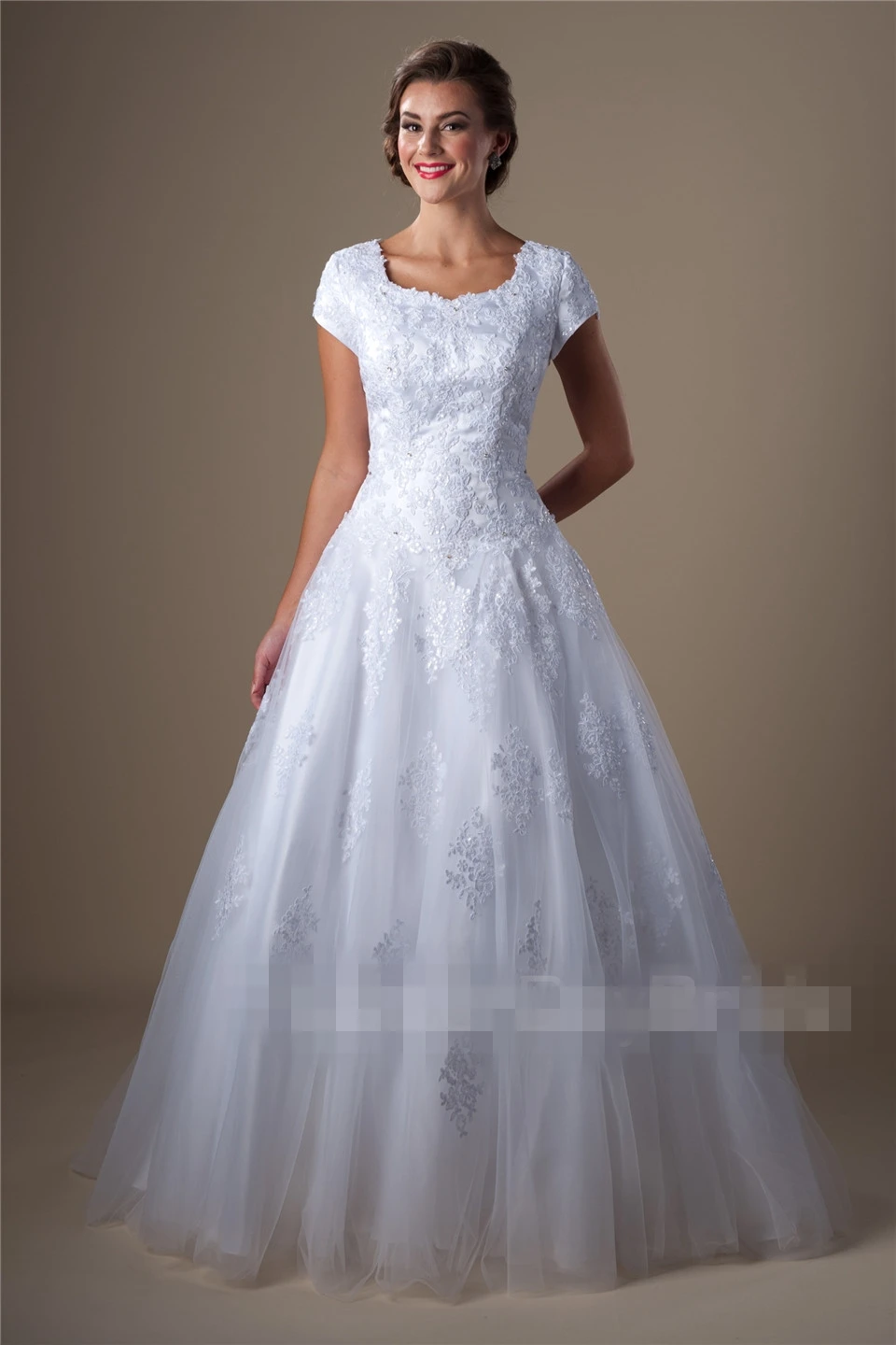 2019 Ball Gown Modest Wedding Dresses With Cap Sleeves Vintage Lace-Up White Beaded Lace Appliques Church Bridal Gowns Corset | Свадьбы и