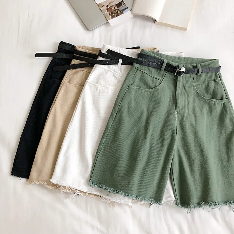 2019 New Summer Safari Style High Waist Tassel Denim Shorts Women Casual Sashes Wide Legs Shorts All-Match Cuffs Loose Jeans 686
2019 New Summer Safari Style High Waist Tassel Denim Shorts Women Casual Sashes Wide Legs Shorts All-Match Cuffs Loose Jeans 686