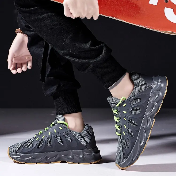 Shoes Men Kanyed dad Sneakers Ultra Light Breathable Mesh Casual Shoes Outdoor Jogging Tenis Zapatillas Hombre Trainers Shoes
Shoes Men Kanyed dad Sneakers Ultra Light Breathable Mesh Casual Shoes Outdoor Jogging Tenis Zapatillas Hombre Trainers Shoes