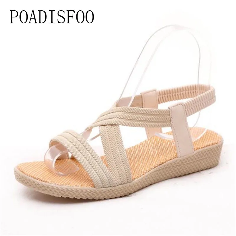 POADISFOO 2017 Fashion Sandals Women Summer wedges Open Toe Thick Heel Soft Strip PU Women Sandals high-heeled .HYKL-2618
POADISFOO 2017 Fashion Sandals Women Summer wedges Open Toe Thick Heel Soft Strip PU Women Sandals high-heeled .HYKL-2618
