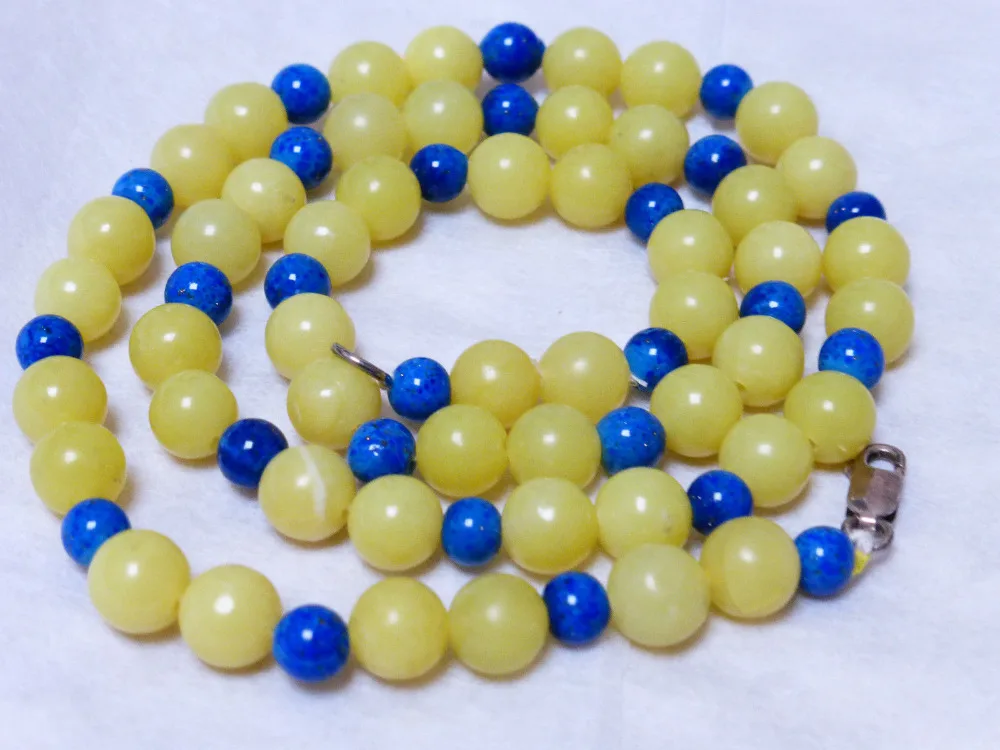 0268 CHINESE VINTAGE YELLOW JADE& BLUE LAPIS BEADS NECKLACE, STERLING SILVER CLASP
0268 CHINESE VINTAGE YELLOW JADE& BLUE LAPIS BEADS NECKLACE, STERLING SILVER CLASP