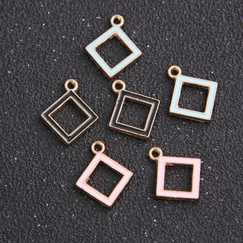 8pcs 16*18mm Three Color Alloy Metal Drop Oil Small Cube Charms Pendant For DIY Bracelet Necklace Jewelry Making
8pcs 16*18mm Three Color Alloy Metal Drop Oil Small Cube Charms Pendant For DIY Bracelet Necklace Jewelry Making