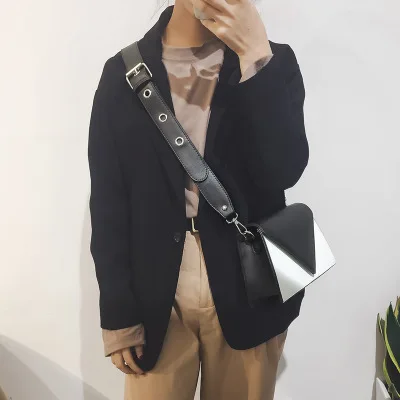 New Designer tote bag Women Shoulder Small Black Fashion Women Bags PU Leather Small Flap Bags Diagonal Lady Girls Handbags
New Designer tote bag Women Shoulder Small Black Fashion Women Bags PU Leather Small Flap Bags Diagonal Lady Girls Handbags