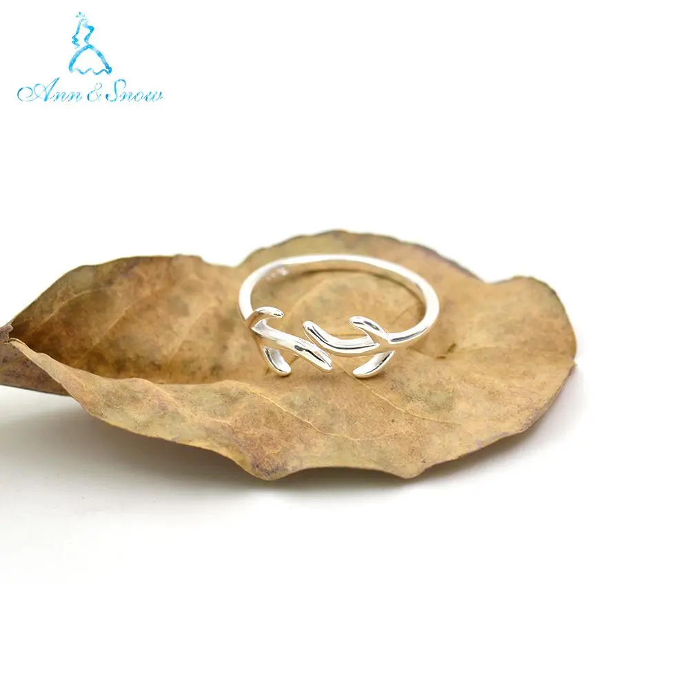 Original design 925 silver jewelry high quality cute 0.93g Tree rake anillos 100% S925 fit size 5 6 7 8 9 simple Rings
Original design 925 silver jewelry high quality cute 0.93g Tree rake anillos 100% S925 fit size 5 6 7 8 9 simple Rings