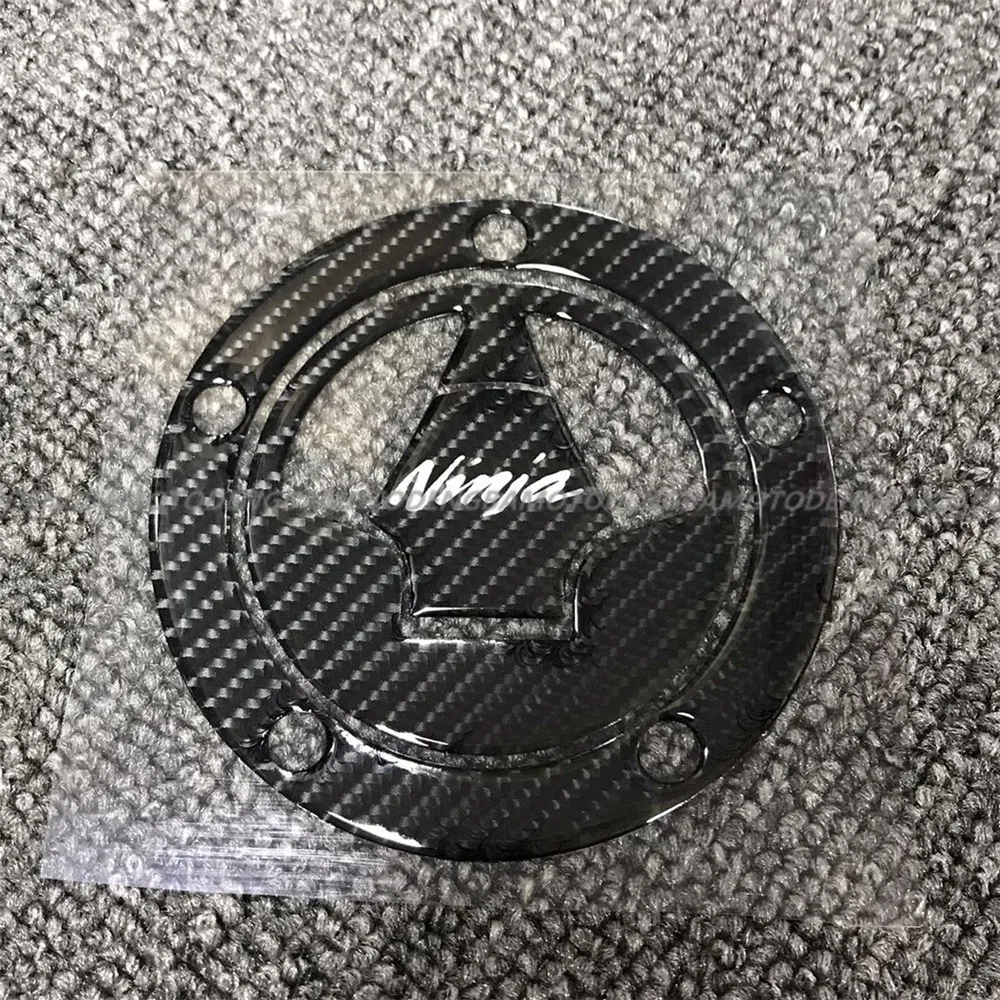 Carbon Fiber Tank Pad Gas Cap Decal Protector Cover fit for Kawasaki Ninja ZX6R ZX10R Z1000 Z1000SX Z800 ER6N VN650
Carbon Fiber Tank Pad Gas Cap Decal Protector Cover fit for Kawasaki Ninja ZX6R ZX10R Z1000 Z1000SX Z800 ER6N VN650