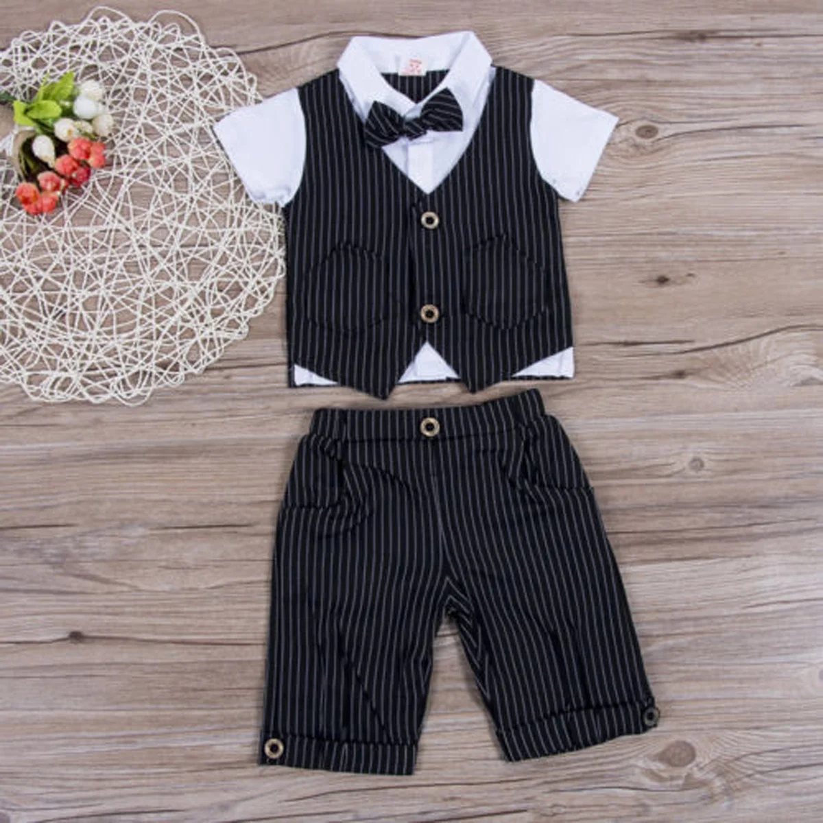 2PCS Toddler Boy Stripe Bow Tie Gentleman Wedding Formal Outfit Tops+Shorts Outfit Set
2PCS Toddler Boy Stripe Bow Tie Gentleman Wedding Formal Outfit Tops+Shorts Outfit Set