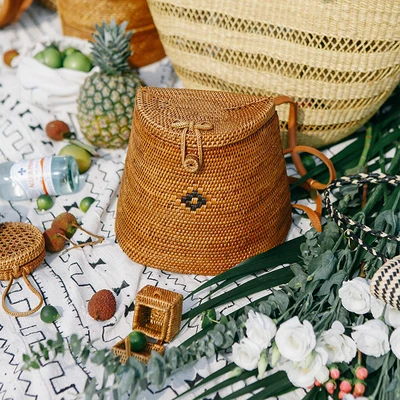 Hot Bali New Handmade Rattan Woven Backpack Luxury Brand Bohemian Straw Shoulder Bag Fashion Retro Beach Bag Travel Holiday Bag
Hot Bali New Handmade Rattan Woven Backpack Luxury Brand Bohemian Straw Shoulder Bag Fashion Retro Beach Bag Travel Holiday Bag