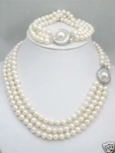 shippingSpecial offer 8-9mm natural white south seas pearl necklace bracelet (A0423)
shippingSpecial offer 8-9mm natural white south seas pearl necklace bracelet (A0423)