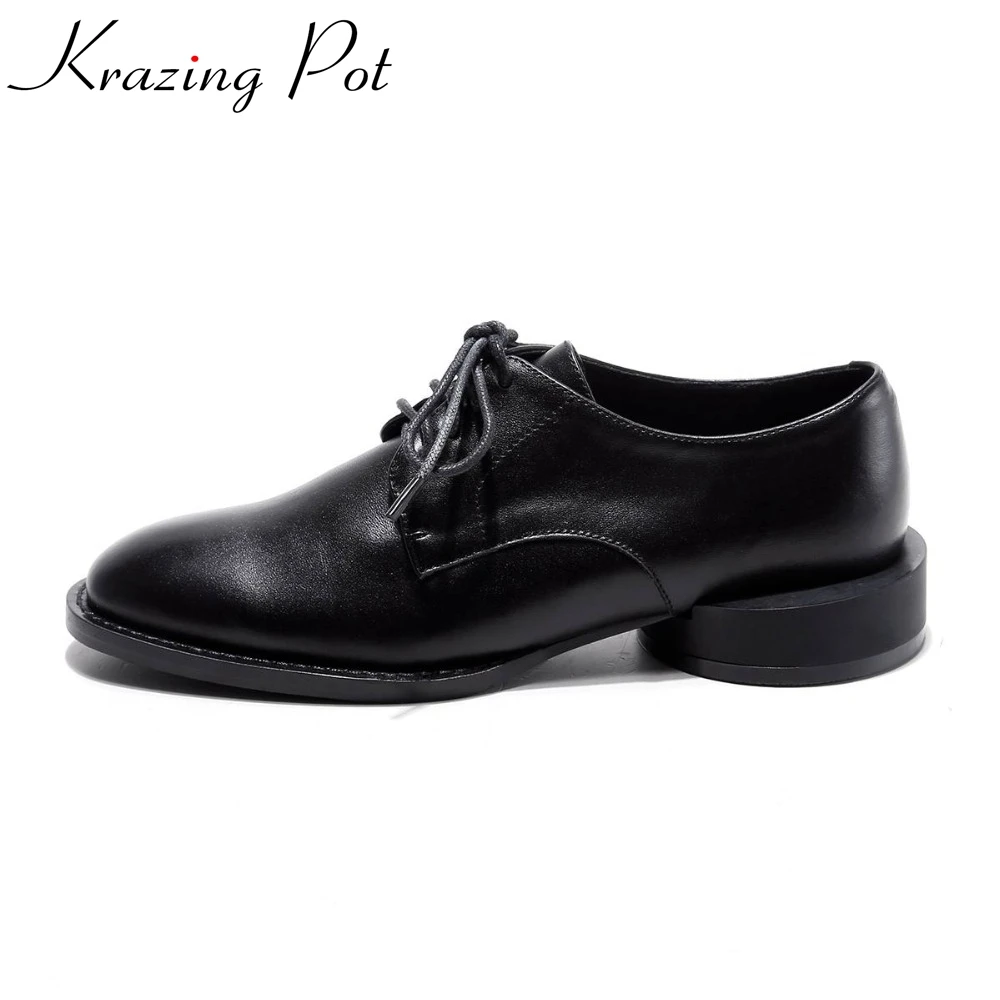 2019 Krazing Pot New fashion brand round toe thick low heels Oxford shoes solid preppy style women strange heels lazy pumps L01
2019 Krazing Pot New fashion brand round toe thick low heels Oxford shoes solid preppy style women strange heels lazy pumps L01