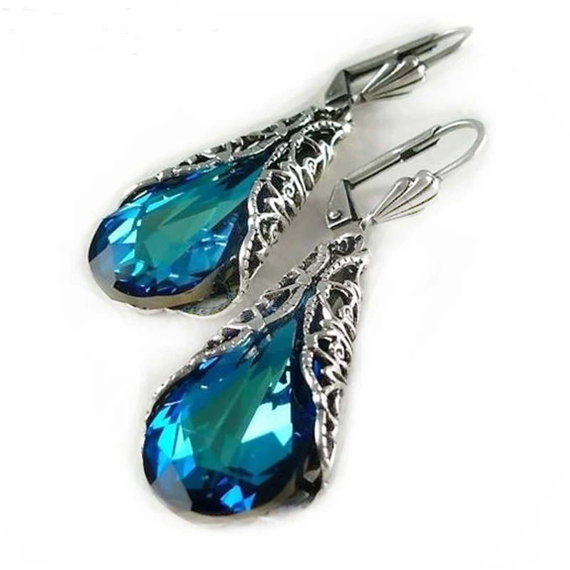 Tisonliz Vintage Silver Hollow Folwer Blue Crystal Dangle Earrings For Women Wedding Brides Drop Earring Charm Jewelry Brinco
Tisonliz Vintage Silver Hollow Folwer Blue Crystal Dangle Earrings For Women Wedding Brides Drop Earring Charm Jewelry Brinco