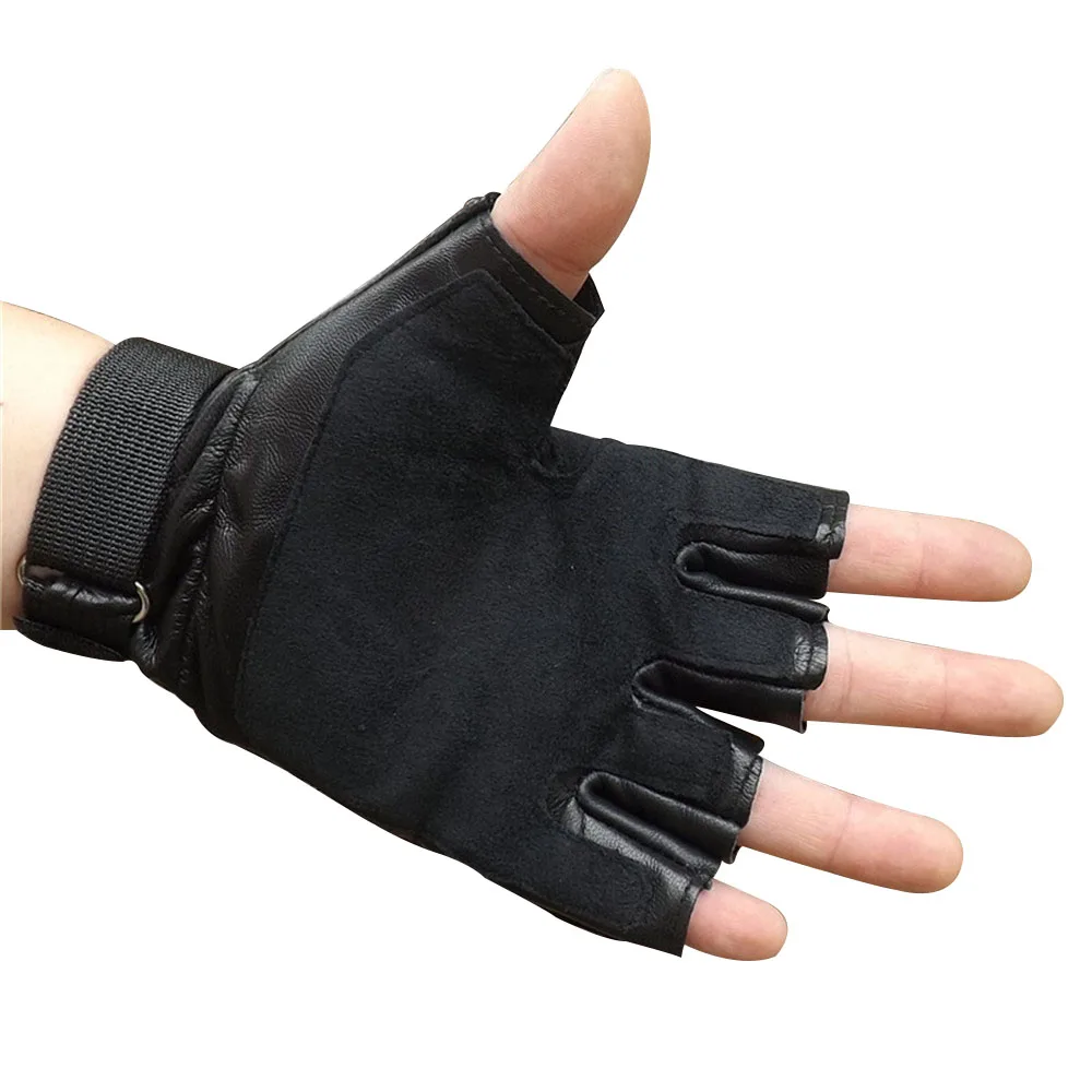 Men's leather tactical half finger gloves Protective non-slip outdoor fitness army fan gloves
Men's leather tactical half finger gloves Protective non-slip outdoor fitness army fan gloves