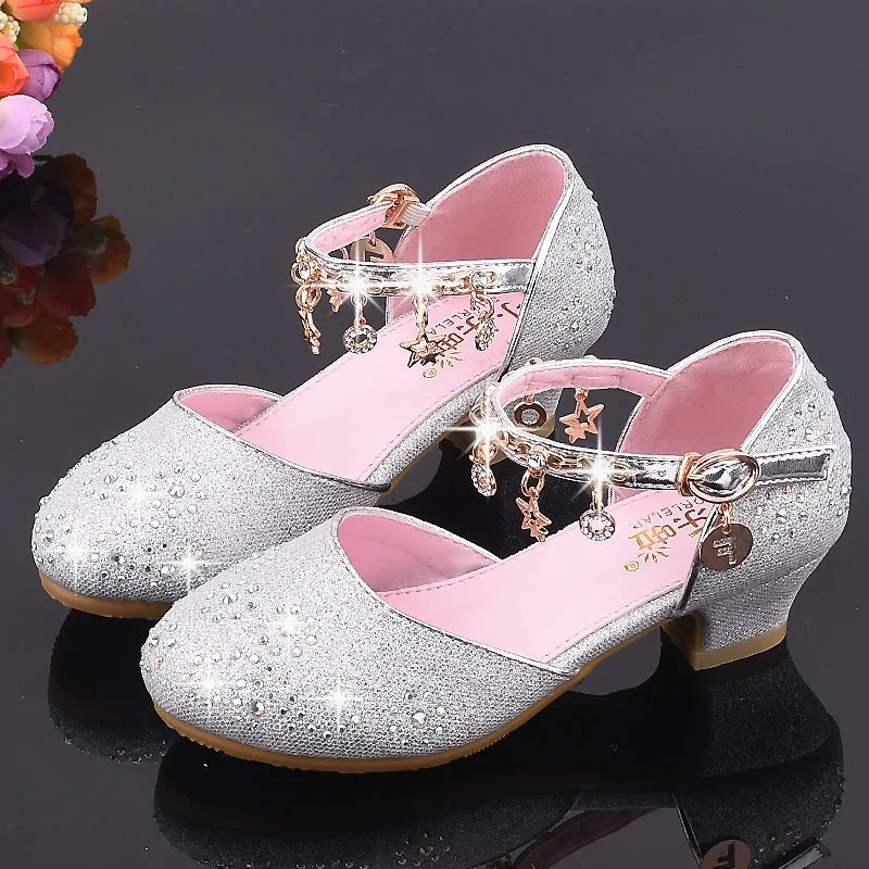 Children Princess Shoes for Girls Sandals Dress High Heel Kids Leather Glitter Crystal Shoes Banquet Silver Party Dance Wedding
Children Princess Shoes for Girls Sandals Dress High Heel Kids Leather Glitter Crystal Shoes Banquet Silver Party Dance Wedding