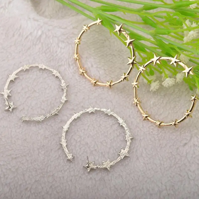 Fashion female earring Gold Silver Stars Hoop earring Geometric Round Pentagram Hoop Earrings Exaggerated Jewelry Decor Gifts
Fashion female earring Gold Silver Stars Hoop earring Geometric Round Pentagram Hoop Earrings Exaggerated Jewelry Decor Gifts