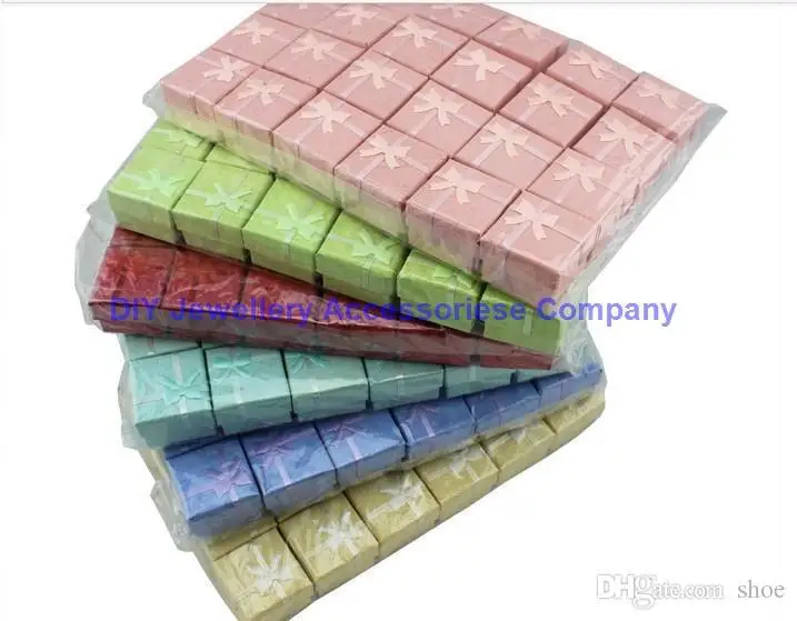 24pcs 4*4*3 Display Packaging Gift Box Jewelry Box Multi colors Rings Box Earrings/Pendant Box
24pcs 4*4*3 Display Packaging Gift Box Jewelry Box Multi colors Rings Box Earrings/Pendant Box