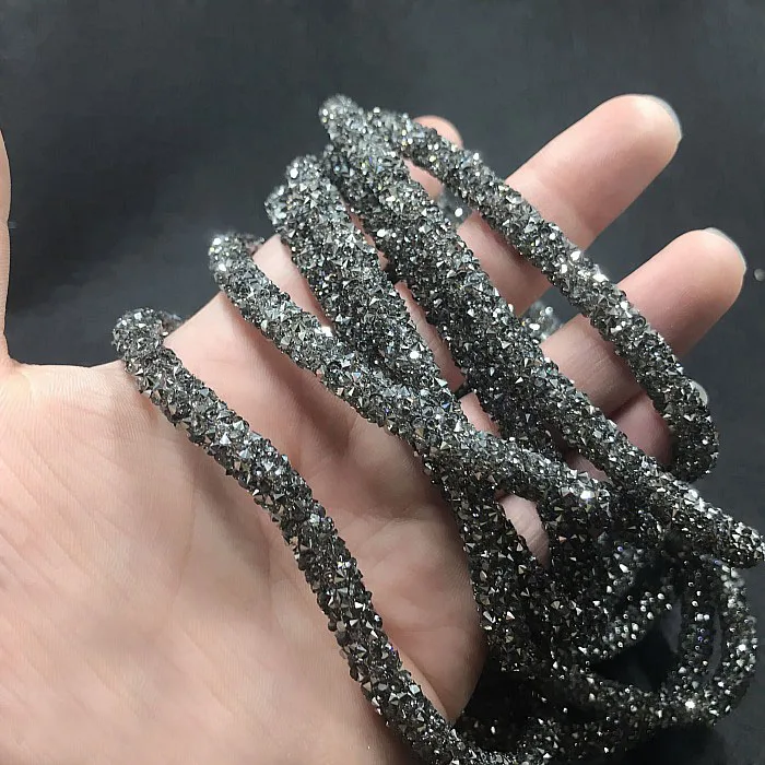 1Meter/lot Crystal Rhinestone Black diamond Chain Trim Wedding Bridal Applique Strass Crystal Banding For diy Clothes Home Decor 
1Meter/lot Crystal Rhinestone Black diamond Chain Trim Wedding Bridal Applique Strass Crystal Banding For diy Clothes Home Decor