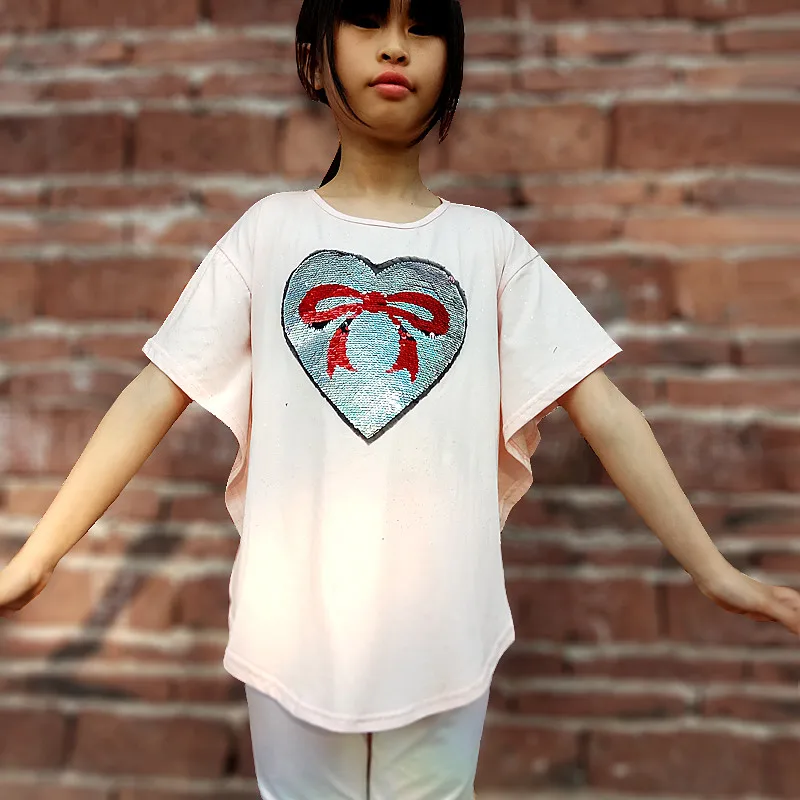 

Children's short-sleeved t-shirt summer 2019 new girls cotton t-shirt color sequins children bat sleeve t-shirt factory direct