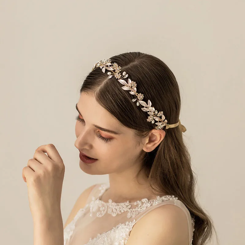 SLBRIDAL Handmade Golden Alloy Wired Rhinestones Crystal Pearls Wedding Headband Bridal Hair Vine Hair Accessories Women Jewelry
SLBRIDAL Handmade Golden Alloy Wired Rhinestones Crystal Pearls Wedding Headband Bridal Hair Vine Hair Accessories Women Jewelry
