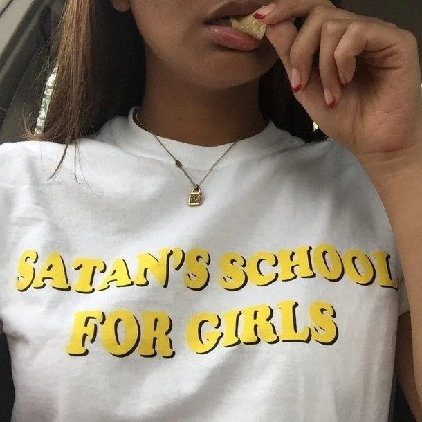 HAHAYULE 1pcs yellow printed tshirt Satan School For Girls Women 90s Aesthetic Tumblr Grunge T-Shirt Letters Printed Tee
HAHAYULE 1pcs yellow printed tshirt Satan School For Girls Women 90s Aesthetic Tumblr Grunge T-Shirt Letters Printed Tee