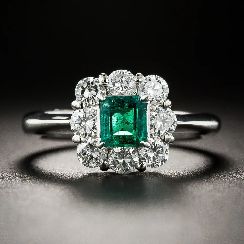 Luxury Female Girl Big Green Crystal CZ Stone Ring 925 Sterling Silver Wedding Finger Rings for Women Promise Engagement Ring
Luxury Female Girl Big Green Crystal CZ Stone Ring 925 Sterling Silver Wedding Finger Rings for Women Promise Engagement Ring