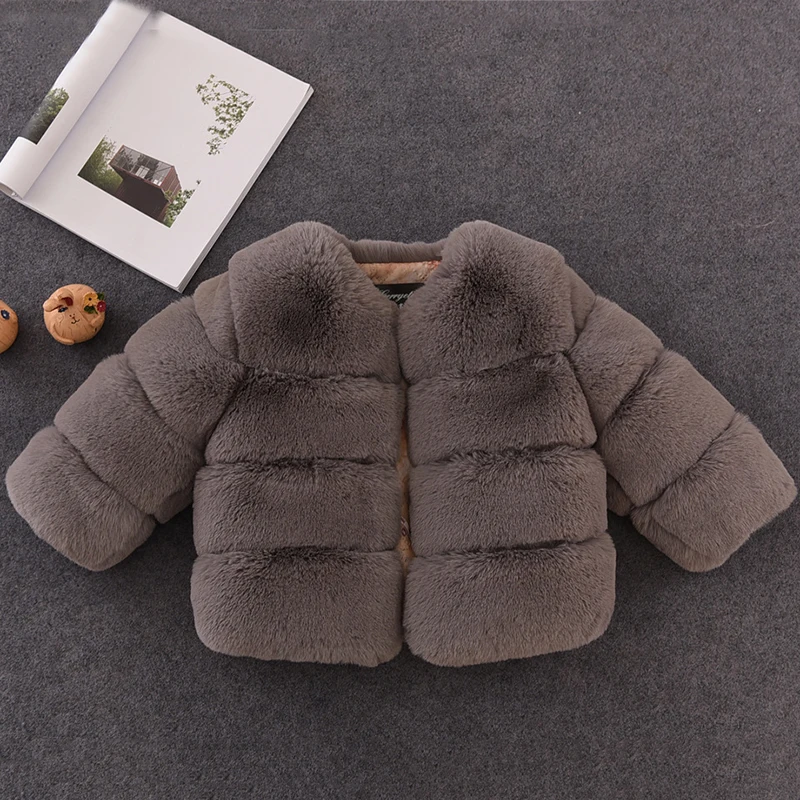 Autumn Winter Girls Faux Fur Coat Elegant Baby Girl Fur Parka Warm Children Jackets And Coats Kids Outerwear Clothes Girls Coat
Autumn Winter Girls Faux Fur Coat Elegant Baby Girl Fur Parka Warm Children Jackets And Coats Kids Outerwear Clothes Girls Coat