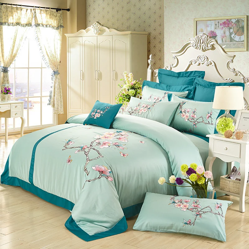 100% Egypt Cotton Silky Luxury Royal Bedding set Queen/King Size Embroidery Korean Bed set Duvet cover Bed linen Pillowcases 100% Egypt Cotton Silky Luxury Royal Bedding set Queen/King Size Embroidery Korean Bed set Duvet cover Bed linen Pillowcases