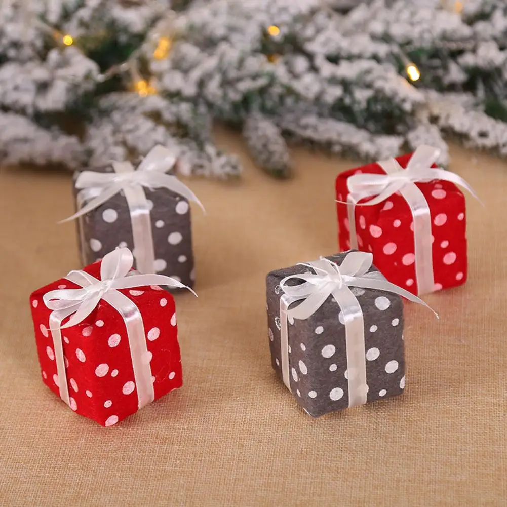 Small Gift Box Christmas Hanging Ornament Mini Gift Box Christmas Tree Cartoon Pendant New Year Decorations Accessories
Small Gift Box Christmas Hanging Ornament Mini Gift Box Christmas Tree Cartoon Pendant New Year Decorations Accessories
