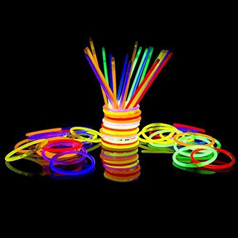 100 Glow Sticks Bulk Party Supplies , Glow in the Dark Fun Party Pack with Super Bright , Glowsticks and Connectors for Bracelet
100 Glow Sticks Bulk Party Supplies , Glow in the Dark Fun Party Pack with Super Bright , Glowsticks and Connectors for Bracelet